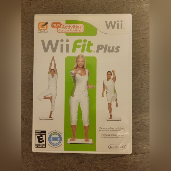 Nintendo Wii Fit Plus with Board - Picture 1 of 4
